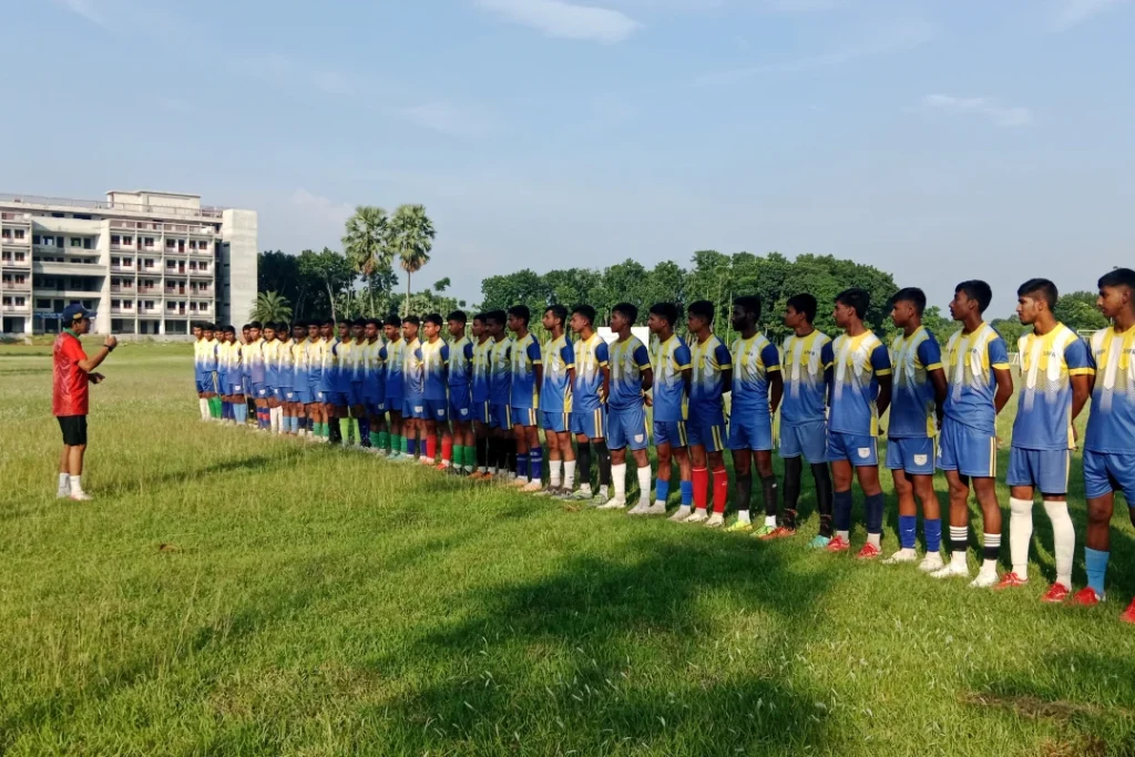 অনূর্ধ্ব ১৮ লাইনআপ